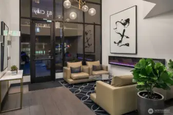 A second lobby entrance off Clay Street on the north side of the Parc.