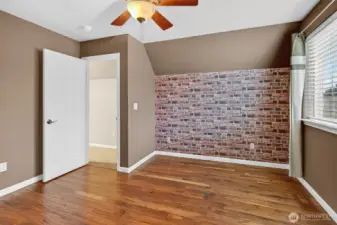 3rd bedroom, upper level