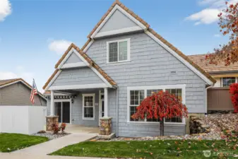 1494 Eastmont Ave #33