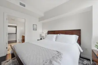 En-Suite Bathroom access