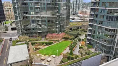 Bellevue’s most iconic twin towers