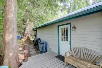 Side entrance from the deck.