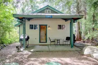 Welcome to your landing spot on the Lake!