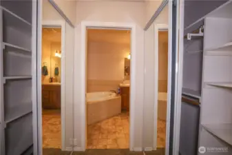 It even has a his & hers closet outside en suite bathroom