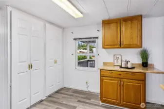 Double pantry creates plenty of space for storing all your non-perishables.