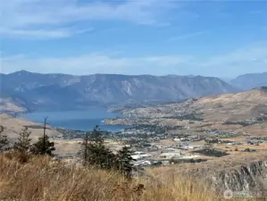 Amazing Lake Chelan View from this off grid Property