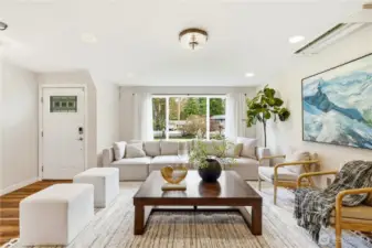 Light and bright living room-this is such a great space, plenty of room for all different furniture congigurations