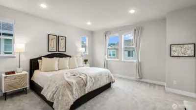 Expansive primary suite