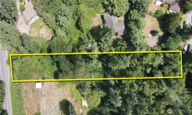 Overhead view with approximate boundaries in yellow.