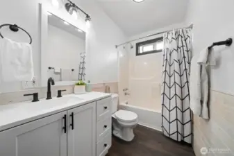 Updated full bathroom