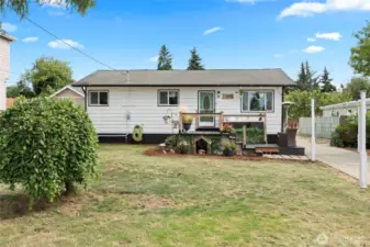 Front view of home from front property line