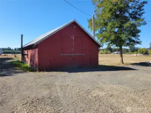 Barn