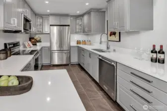 MIL - full kitchen