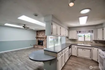 Kitchen/Family Room
