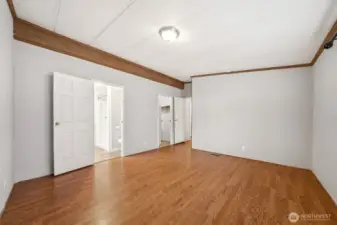 Primary Bedroom w/ Walk-in Closet