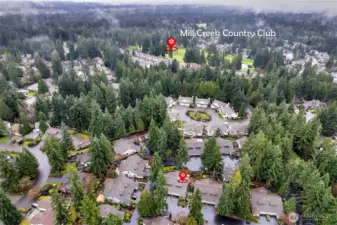 Home sits very close to the Mill Creek Country Club and Golf Course.