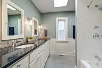 Full bath on upper level.