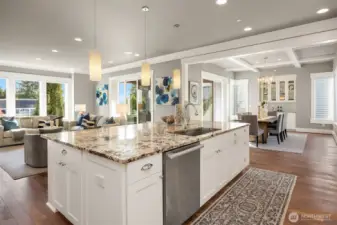 Wonderful, open flow for gatherings and everyday living.