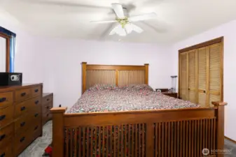 Plenty of space for larger furnishing in Primary bedroom