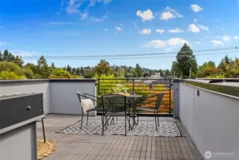 Your personal retreat within the city...check out those views!