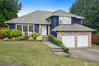 This home has had many recent updates including gleaming refinished hardwoods, all new plush carpeting, new LVP in 2 of the bathrooms and all new soft-close shaker cabinetry and Quartz cabinets in the kitchen and baths.