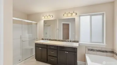 Primary bath with soaking tub