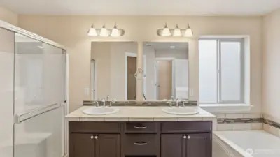 Dual sinks in primary bathroom