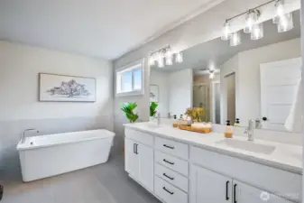 Photographs are for illustrative purposes only. Features, finishes, interior/exterior colors, landscaping and floorplan shown may vary from actual homes built.