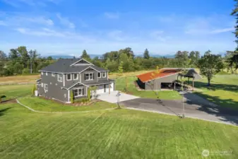 Photographs are for illustrative purposes only. Features, finishes, interior/exterior colors, landscaping and floorplan shown may vary from actual homes built.