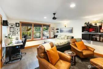Plenty of natural light!