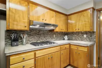 Gas range and under-cabinet lighting