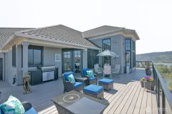 Deck off Back of House