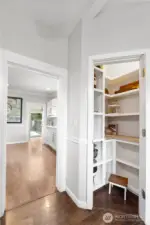 Extra storage/pantry off kitchen in dining area