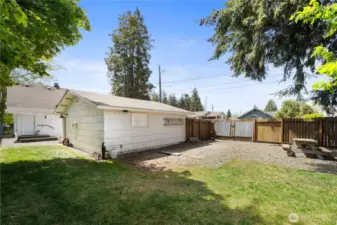 RV/Boat storage, garage