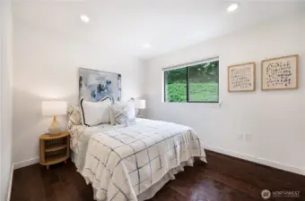 Another bedroom on upper