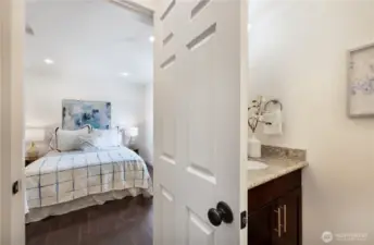 Another bedroom on upper