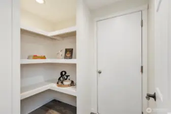 Walk in Pantry