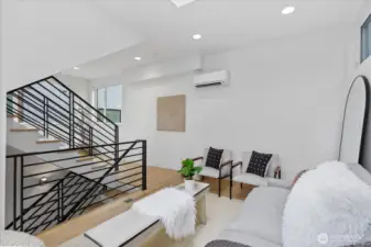 Appreciate the 3rd floor dual mini-split heating and A/C!