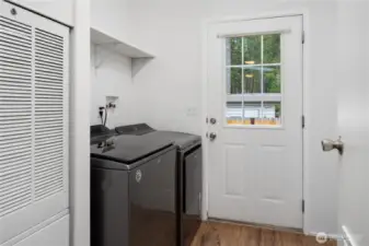 Washer dryer stay