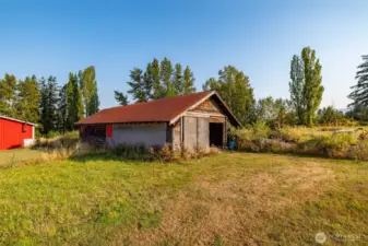 Old 24X60 outbuilding stays dry inside and is structurally sound.