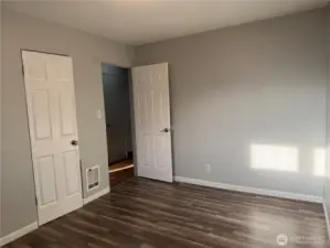2nd bedroom