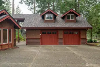 Large 2-car garage