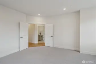 HUGE bonus room, media room, home gym or movie room.