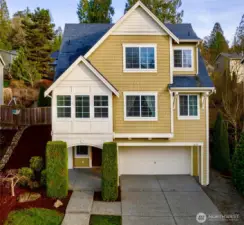 Welcome home to 14516 270th Pl NE in Redmond