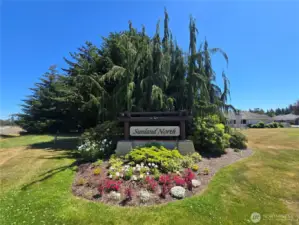 Sunland North Entrance