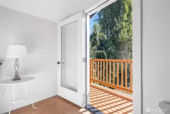 Private Deck Access from Junior Suite