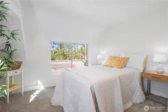 Upper Level Guest Bedroom