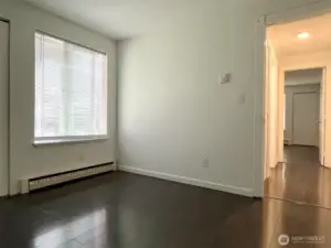 2nd bedroom (view from another angle)