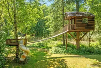 Treehouse Play Area