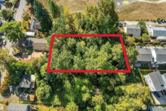 Approx lot area, 87x121. Buyer to verify all information to their satisfaction.